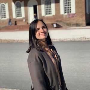 Meet your Posher, Alina